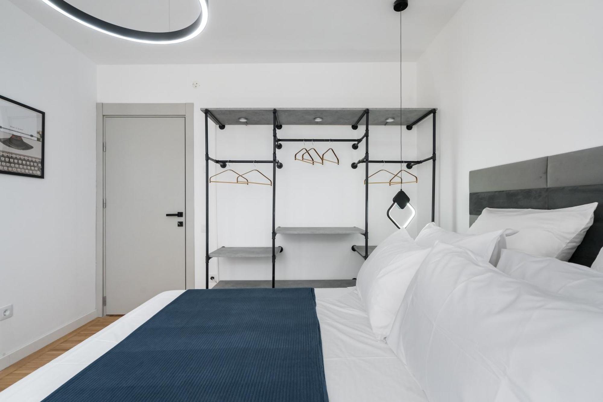 Central Aesthetic Apartment Bucareste Exterior foto
